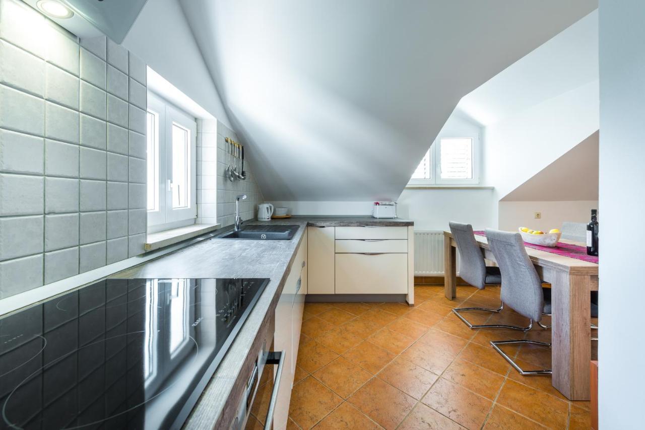 The Hillside Apartamento